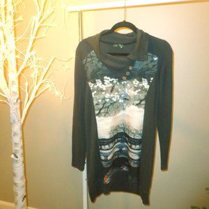 4/$15 Long Sleeve City Themed Dress